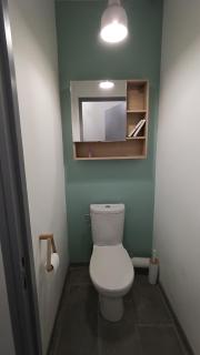 Grand T2, terrasse, piscine, terrain de pétanque - 2