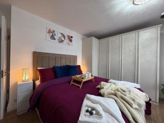 Modern and Spacious 3 Bed retreat - Bracknell - 6