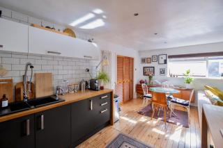 Modern 2BDR Flat in Leafy Dulwich Estate - 9