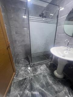 شقه فندقيه راقيه بكمبوند ريتش هاوس - 4