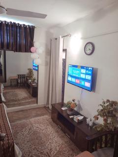 Crosswinds Guest House - 6