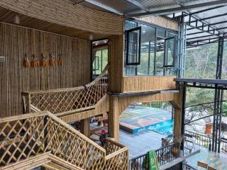 Number 6 Homestay & Tours - 6