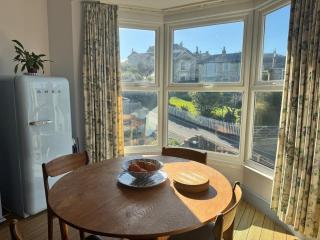 Sea views at Carina centrally located in village - 4