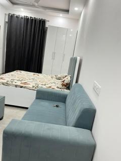 Royal premium studio - Noida - 0