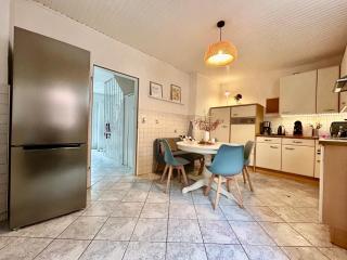 7 Schlafplätze-Parkplatz-Terasse-Wohnküche-2 Bäder-Wlan - 7