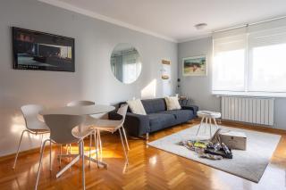 Urban and Cozy 1BDR APT, Garage parking - 1