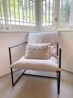 PULLY LAUSANNE sunny apartment on lakeside street and direct bus to Lausanne train station - 6