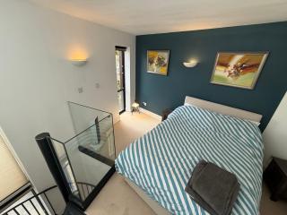 Beautiful Garden Flat with Home Cinema - 4