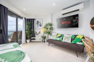 Dominiks nature and silent Jungle Studio Epic Ocean View Tambuli Mactan Pool Beach High Floor - 3