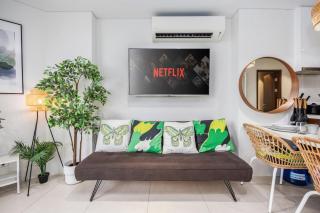 Dominiks nature and silent Jungle Studio Epic Ocean View Tambuli Mactan Pool Beach High Floor - 8