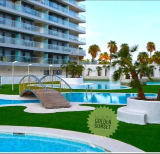 Lujoso Golden Sunset - 3