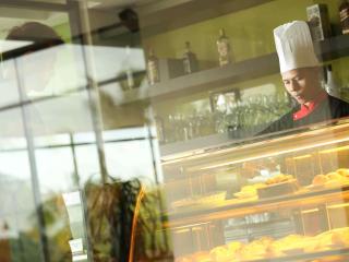 Novotel Manado Golf Resort & Convention Center - 2