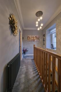 Village Stay in The Heart of Torrance - 3