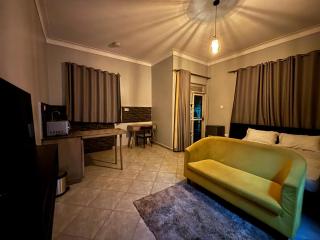 Luxe Studio Ggaba Road - 0