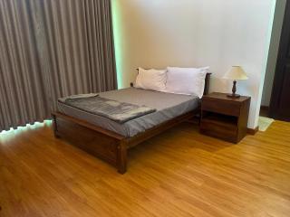 VOGUE RESIDENCE - Black Pool - 8