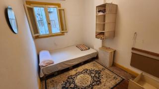 Private Room in Central, Quite and Beautiful Apartment - 4