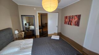 Bright 3-Bedroom Apartment with Balcony - 9