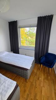 Bright 3-Bedroom Apartment with Balcony - 2