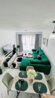 BDH Luxury Stays Beautifully furnished and cozy - 4