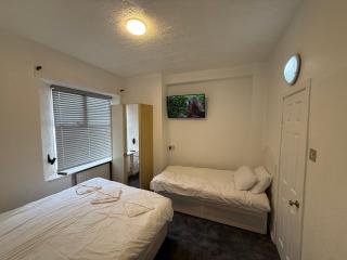 Jubilee holiday flats - 0