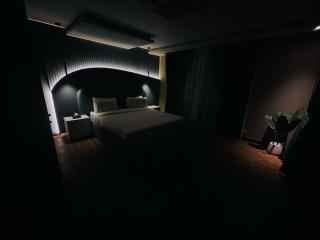 Gold crest one bedroom apartment - 0