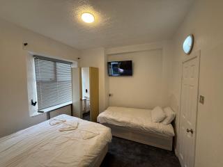 Jubilee holiday flats - 1