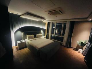 Gold crest one bedroom apartment - 2