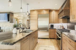 King Road Luxury Lodge, Private Hottub, Game Room, Media Room 45 home - 2