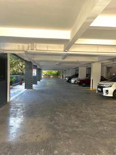 Big Cozy 1BR Stay in Valley Heights Prime Kilimani Lavington Location - 2