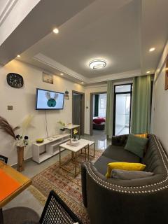 Stylish 1BR in Kilimani lavington Gym Fast WiFi Workspace Ideal for digital nomads - 9
