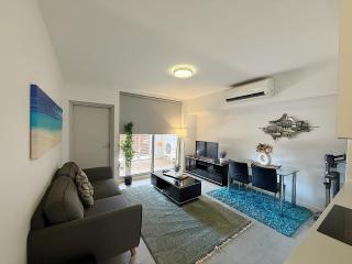 The Padbury Suites-Premium City Apartment - 6
