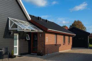 Havhuset I Øster Hurup - i byen, ved stranden - 5