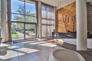 Menlyn Maine 1413 - 8