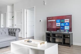 Affordable 2-Bedroom Fishers Pool View - 2