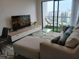 Pinecrest View Apartment - 0