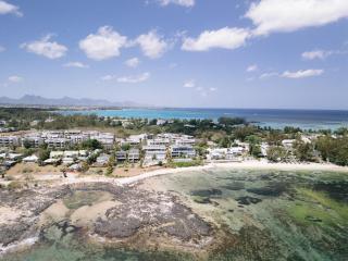 Beachfront apartment with exceptional lagoon view - 4