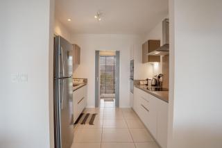 Beachfront apartment with exceptional lagoon view - 3