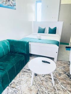 Royal Surbubs Tsavo Apartment - 4