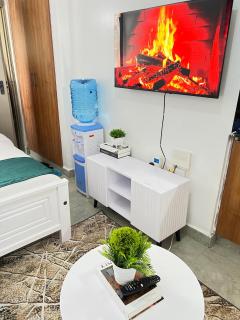 Royal Surbubs Tsavo Apartment - 2