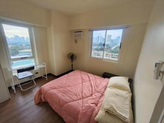 Prisma Pasig Gateway with Balcony and Wifi - 1