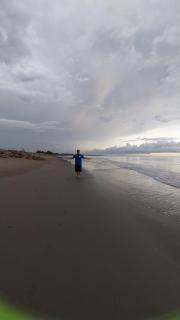 Beachfront Aircon Modern Bahay Kubo for 10 pax - 6
