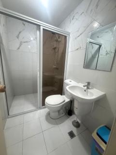 Affordable makati 908 deluxe - 1