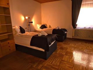 Apartment mit Vorgarten - 0