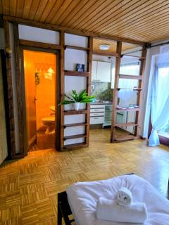 Apartment mit Vorgarten - 5