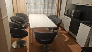 20 min to Düsseldorf and 30 to Köln - 7