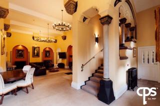 Bastian Gate Gosford Castle - 7