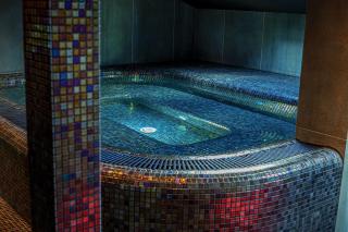 Jacuzzi apartamentai RED penthouse - 0