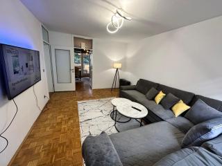 Olympic Pearl Apartment with Balcony and Free Parking - 0