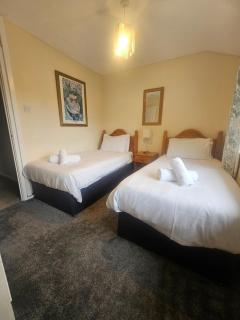 Newquay Coast and Cabin - 5