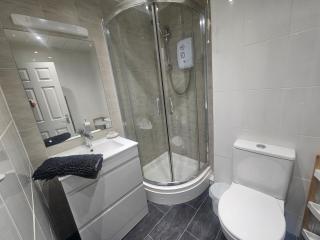 Newquay Coast and Cabin - 1